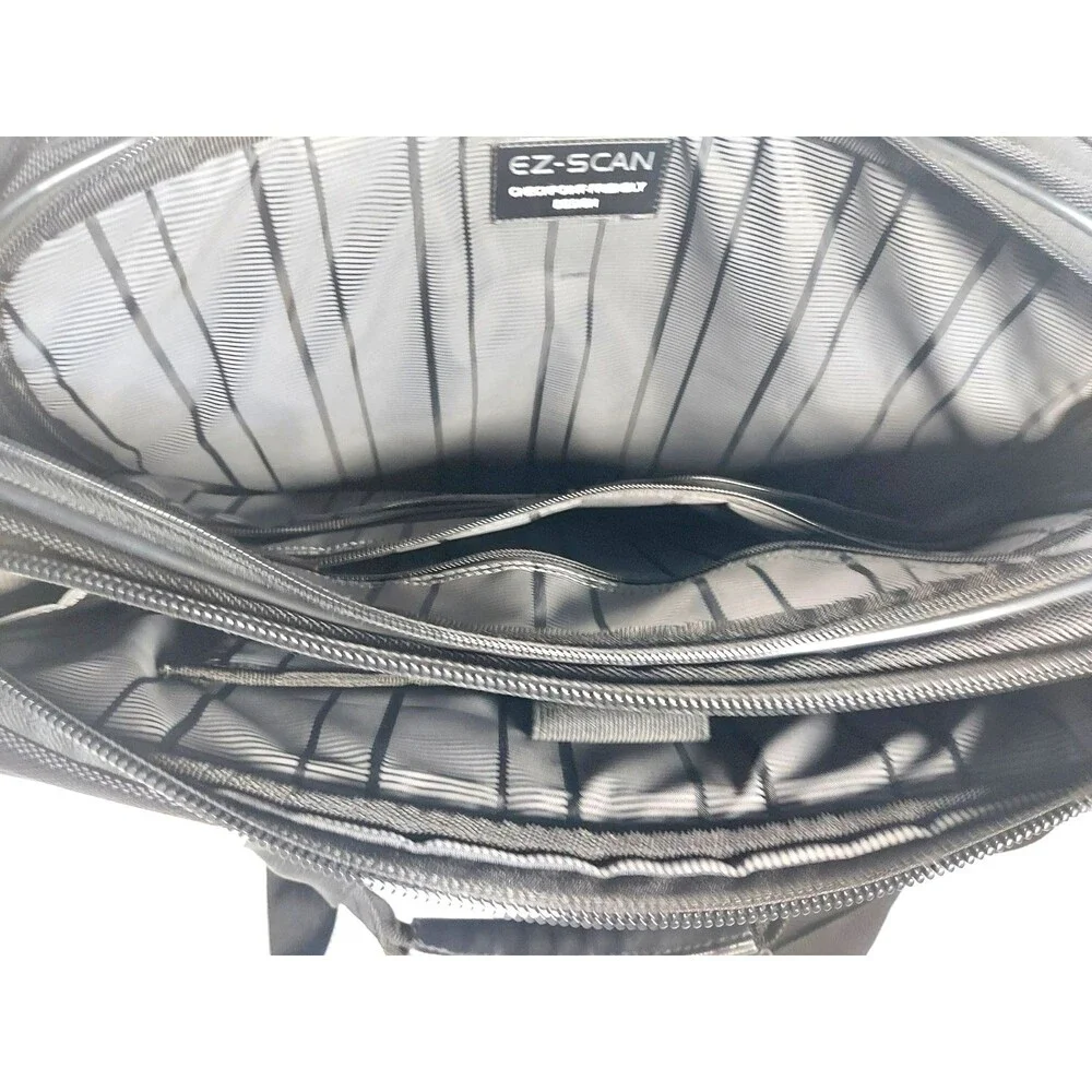 Kenneth Cole Reaction EZ Scan Black Laptop Messenger Bag Carry On Briefcase